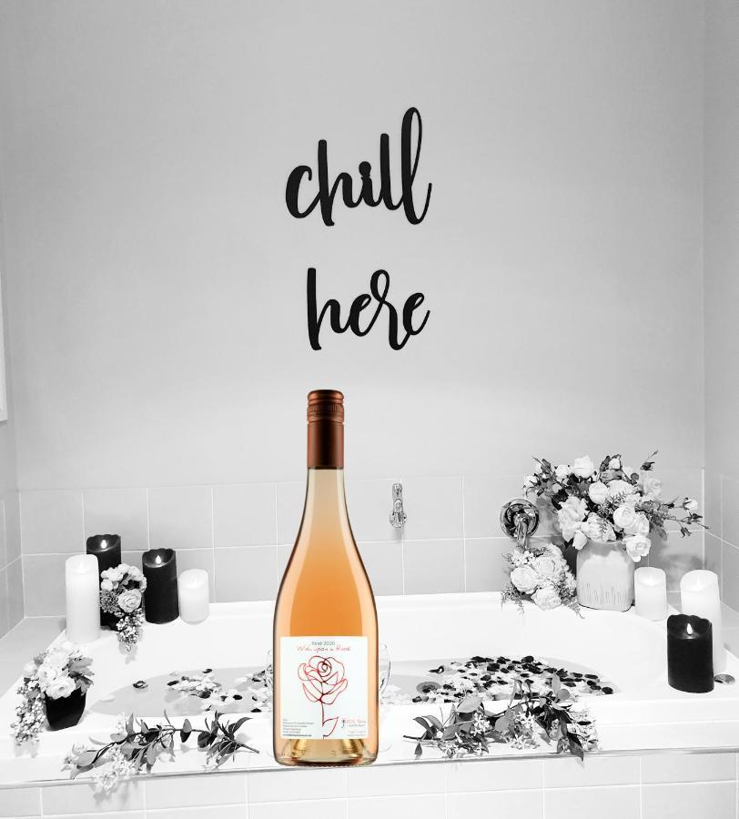 פוקולבין Red Door Collective - Rdc Vineyard Estate, Luxury Adult Only Stay מראה חיצוני תמונה