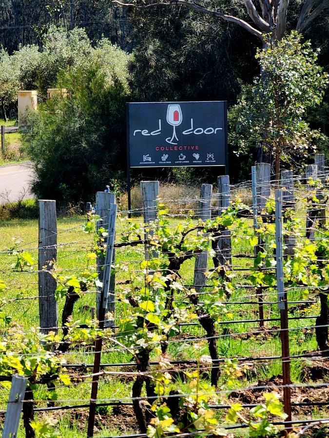 פוקולבין Red Door Collective - Rdc Vineyard Estate, Luxury Adult Only Stay מראה חיצוני תמונה