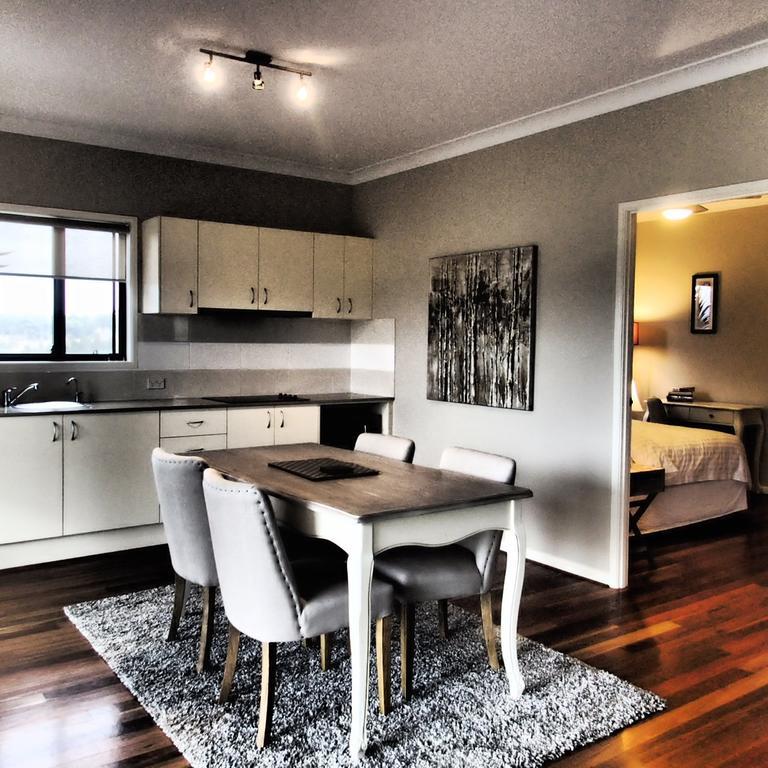 פוקולבין Red Door Collective - Rdc Vineyard Estate, Luxury Adult Only Stay מראה חיצוני תמונה