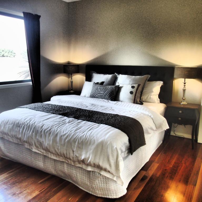 פוקולבין Red Door Collective - Rdc Vineyard Estate, Luxury Adult Only Stay מראה חיצוני תמונה